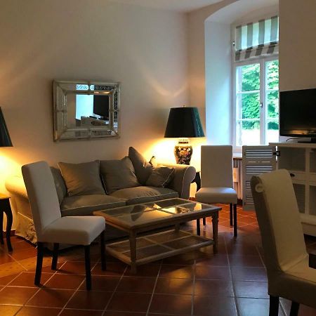 Elegantes Gaesteapartment Verano In Schloss Und Hofgut Langenzell Wiesenbach Kültér fotó