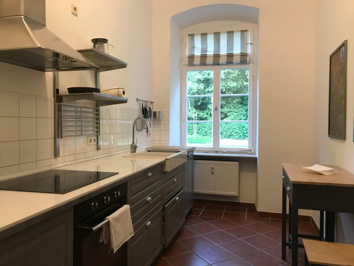 Elegantes Gaesteapartment Verano In Schloss Und Hofgut Langenzell Wiesenbach Kültér fotó